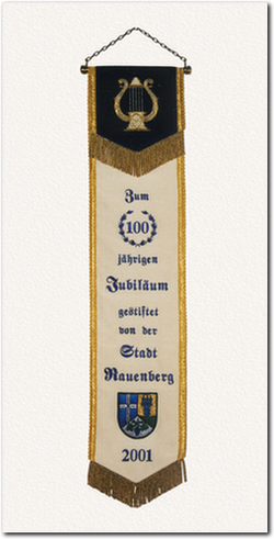 Fahnenschleife zum 100. Jubiläum